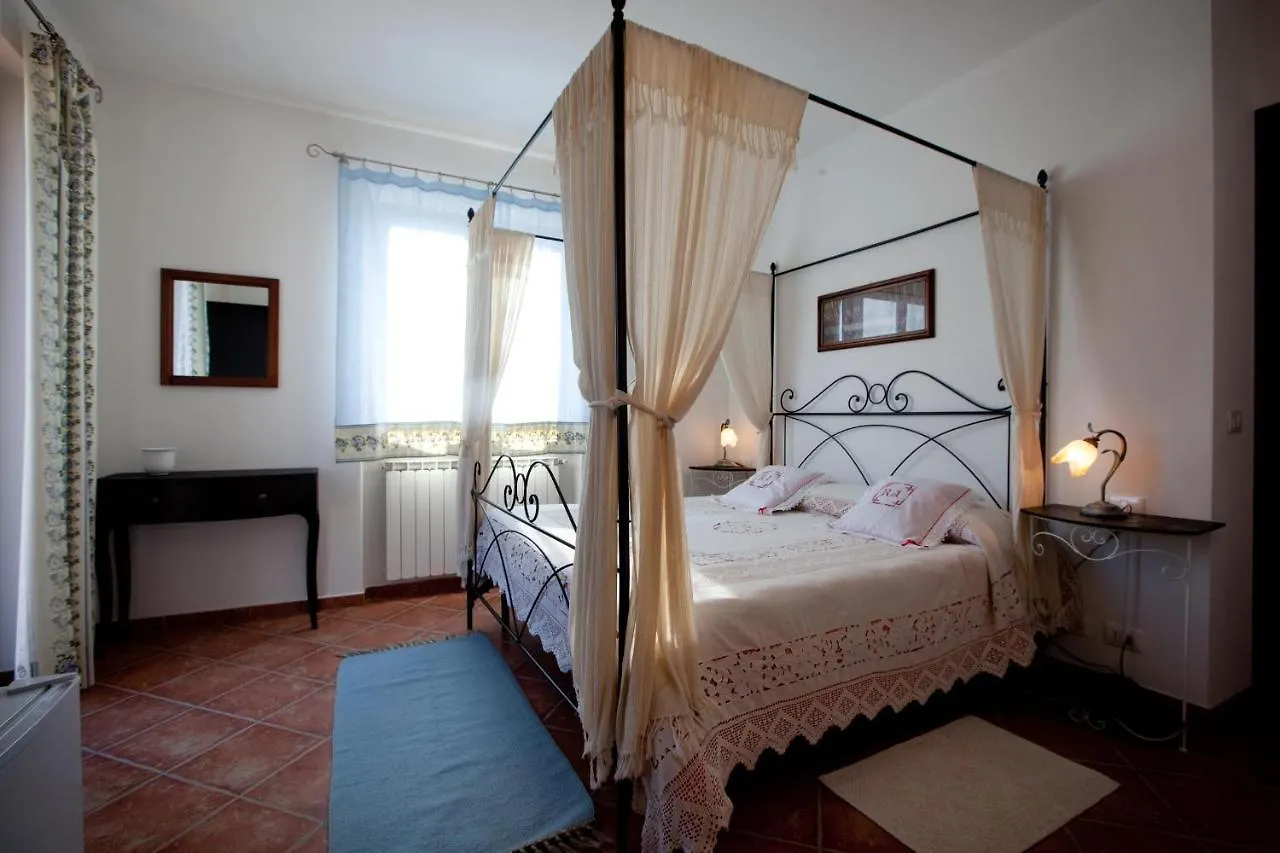 Il Vecchio Noce Hotel Brugnato 0*,